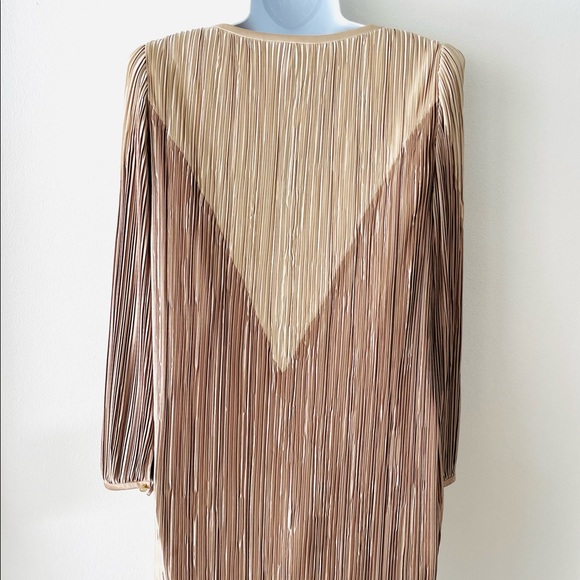 Vintage Broomstick Dress - Picture 5 of 10